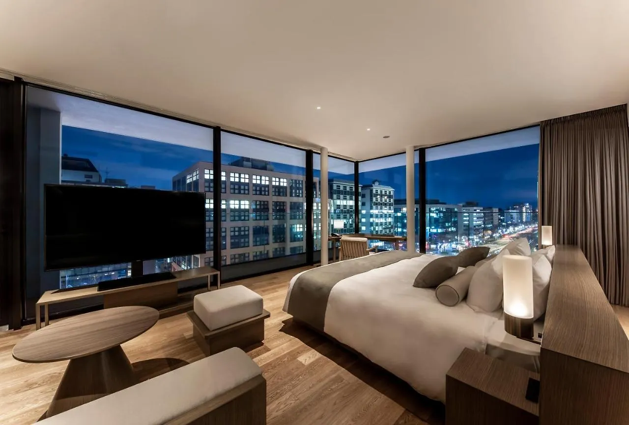 *****  The Royal Park Hotel Iconic Kioto Japón